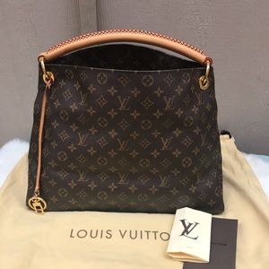 Authentic Louis Vuitton Artsy MM monogram